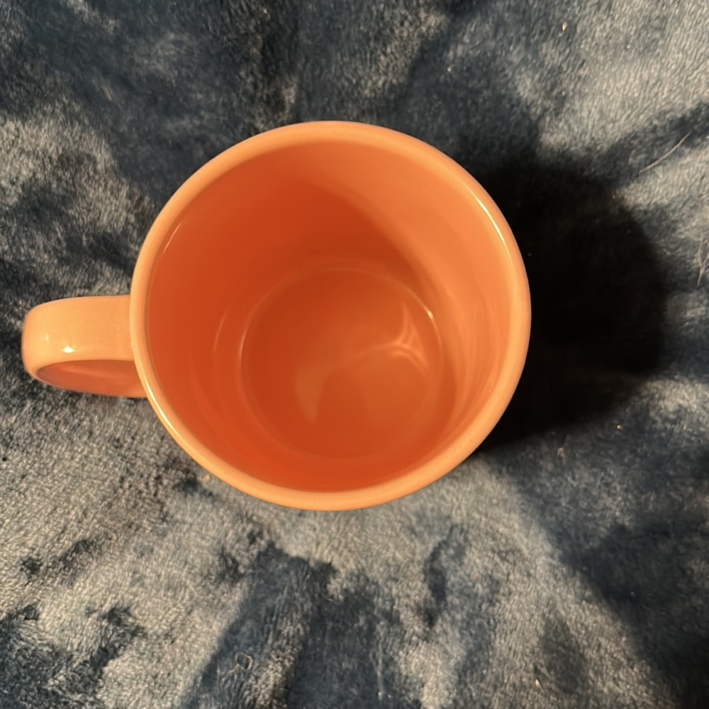 New Hello Kitty Mug - Picture 2 of 3